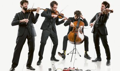 vision string quartett mit Instrumenten am spielen, führt zum Kalendereintrag